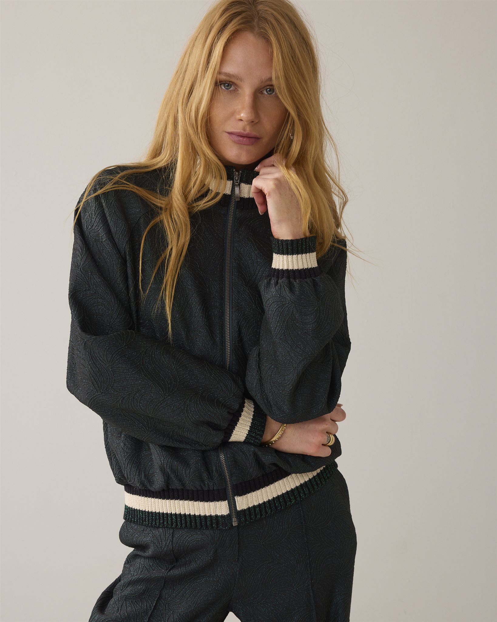 Jassen en blazers - V-male mode