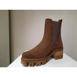 Overview second image: Chelsea boots brown